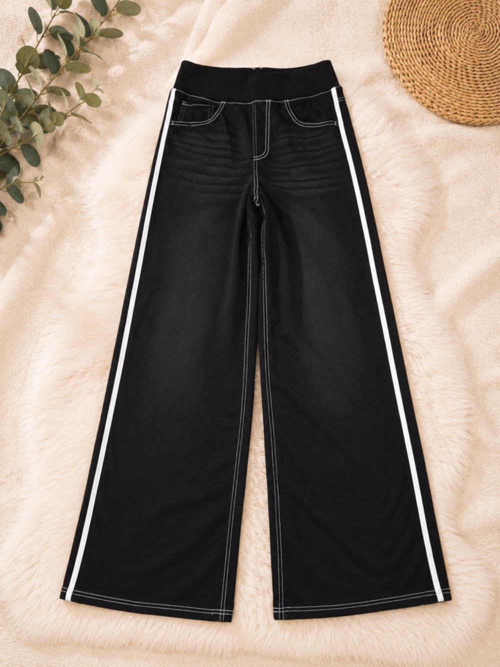 Halara Wide Leg Stretch Pants Black Side Stripe Y2K Style NWOT 318